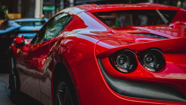 Lifestyle & Shopping Village